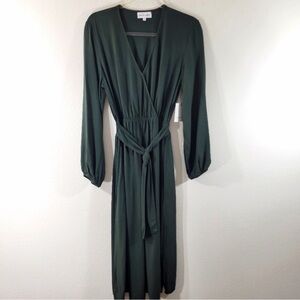 NWT BELLA DAHL Claremont olive green dress - Size Small